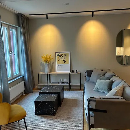 Yellow Nest - Seaside In Apartment *